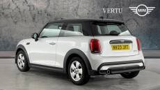MINI Hatchback 1.5 Cooper Classic Premium 3dr Petrol Hatchback